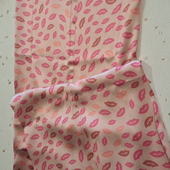 NWT Johnny Was silk pajama set - Picture 14 of 16